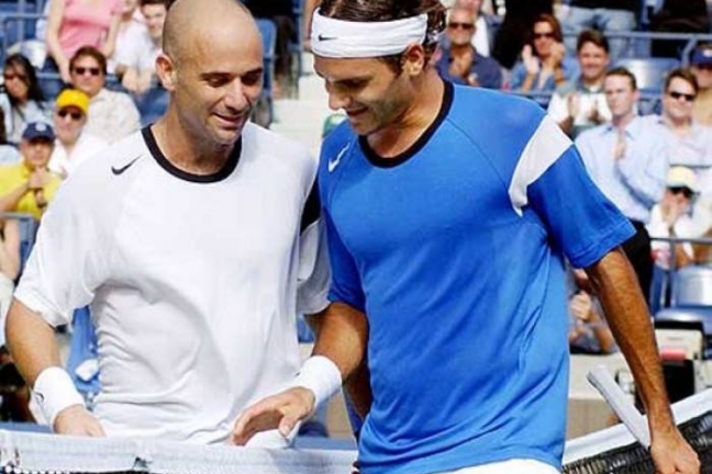 Агасси поздравил Роджера Федерера с возвращением на первое место в рейтинге ATP
