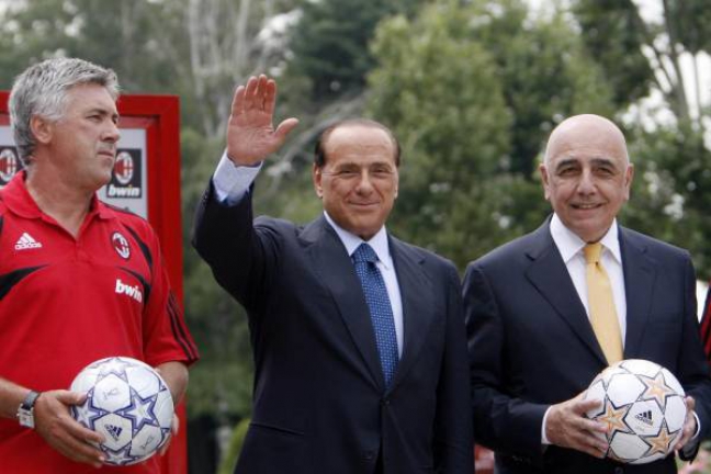 Берлускони снова заявил, что ждёт возвращения Анчелотти в 'Милан'