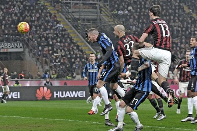 'Милан' уверенно одолел 'Интер'