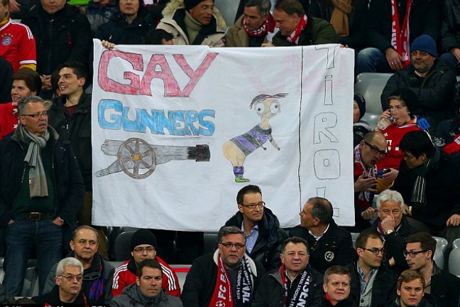 УЕФА может наказать 'Баварию' за гомофобский баннер
