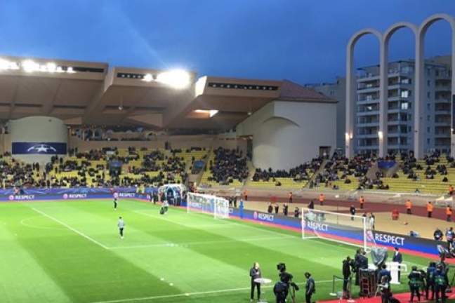Начало матча Монако - Боруссия отложено на 5 минут