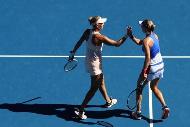 Макарова и Веснина вышли в полуфинал парного разряда Australian Open
