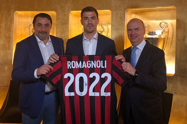 Романьоли подписал новый контракт с 'Миланом'