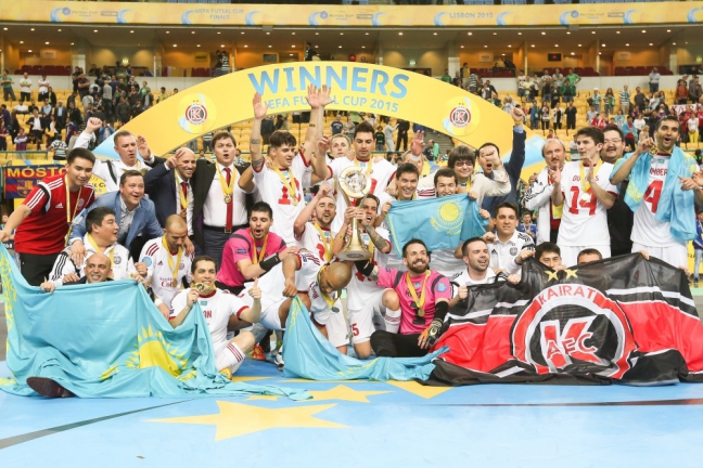 Казахстанский 'Кайрат' переиграл 'Барселону' и выиграл Кубок УЕФА по мини-футболу