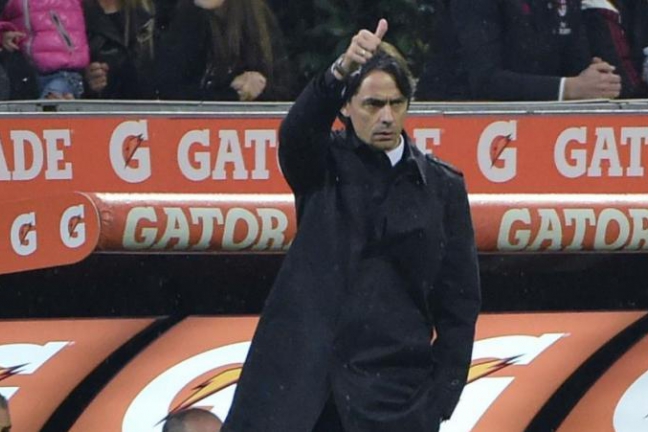 Галлиани дал понять, что 'Милан' не намерен увольнять Индзаги