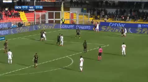 Беневенто - Милан. 0:1 - Гол Бонавентуры
