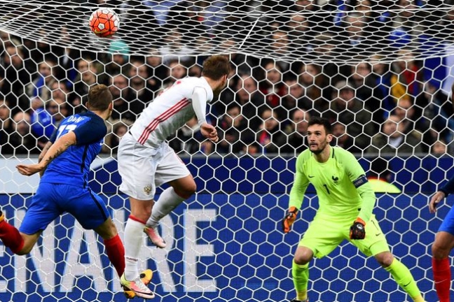 Франция забила четыре гола сборной России