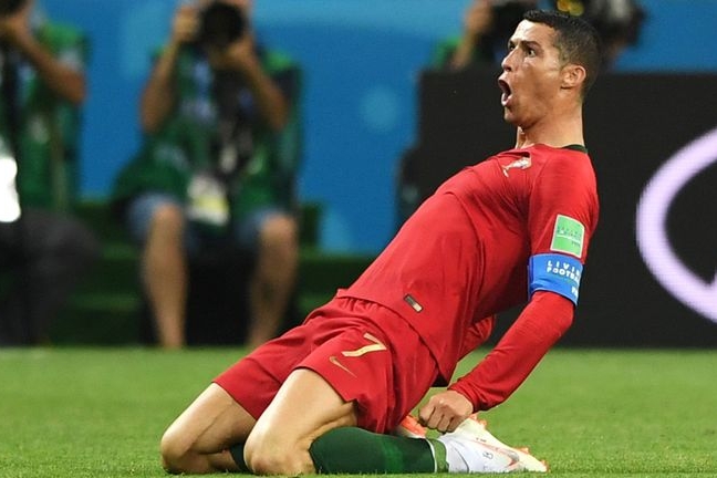 Роналду признан лучшим игроком матча Португалия – Испания