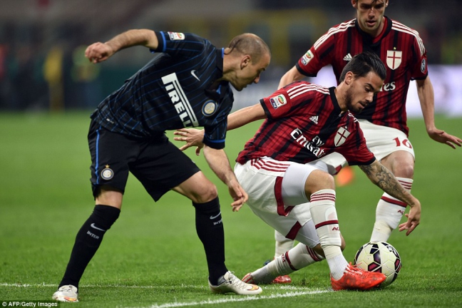 Манчини: арбитр не назначил в ворота 'Милана' чистейший пенальти