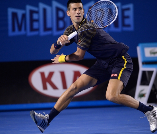 Джокович с трудом вышел в четвертьфинал Australian Open 