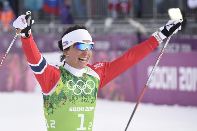 Норвежки выиграли командный лыжный спринт, россиянки — шестые