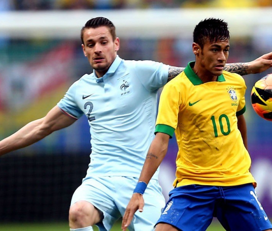 Бразильцы без труда переиграли французов в товарищеском матче