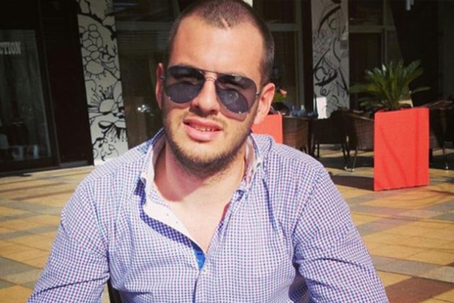 Черногорский хулиган, бросивший в Акинфеева файер, осуждён на 3,5 месяца