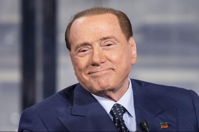Берлускони может стать почетным президентом 'Милана'