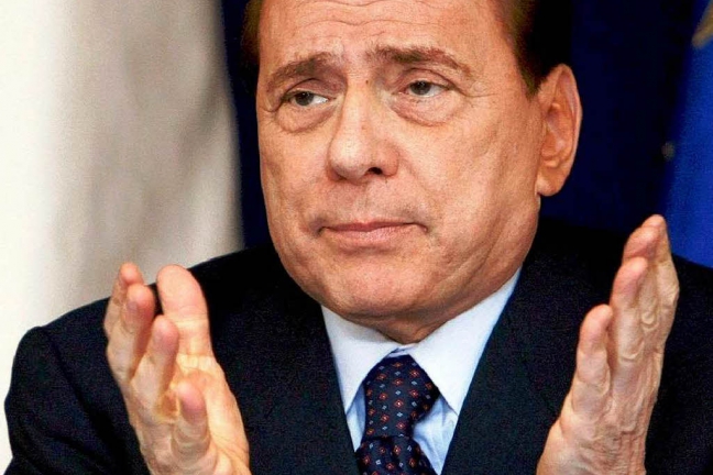 Берлускони приговорили к году общественных работ