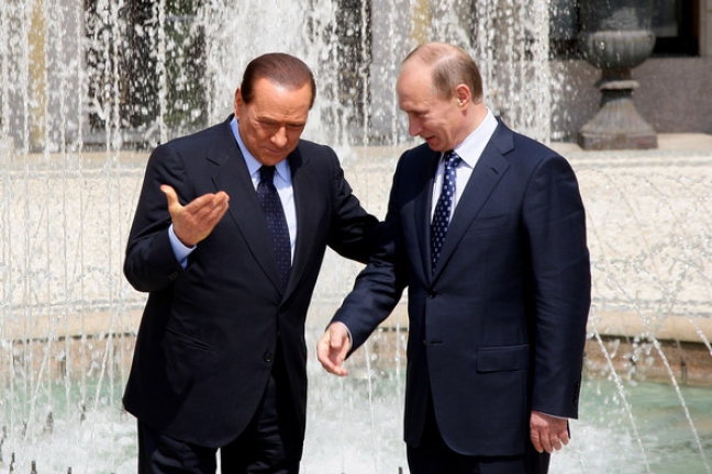 Берлускони ищет спонсоров для 'Милана' в ОАЭ и России