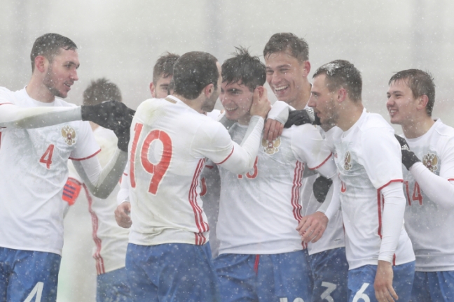 Молодежная сборная России вырвала победу над Македонией