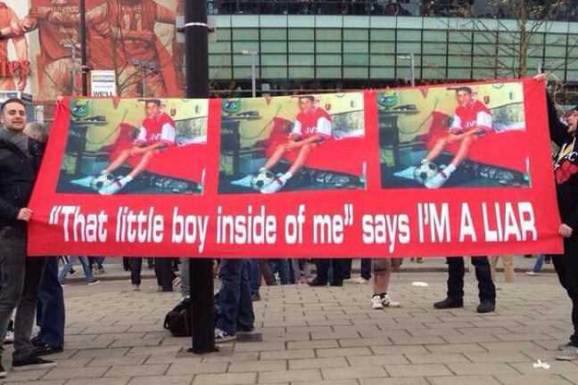 Болельщики 'Арсенала' приготовили персональный баннер для ван Перси