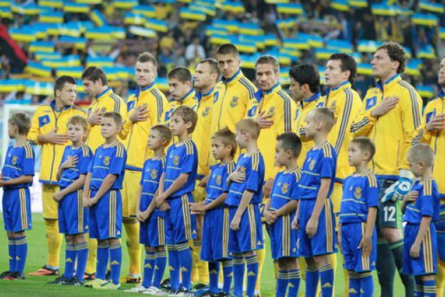 Сборная Украины может не попасть на мундиаль из-за поведения болельщиков