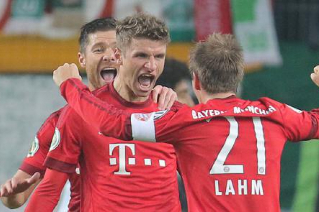 'Бавария' обыграла 'Вольфсбург' и вышла  в 1/8 финала Кубка Германии