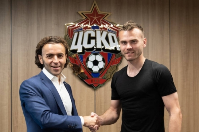 Акинфеев подписал новый договор с ЦСКА