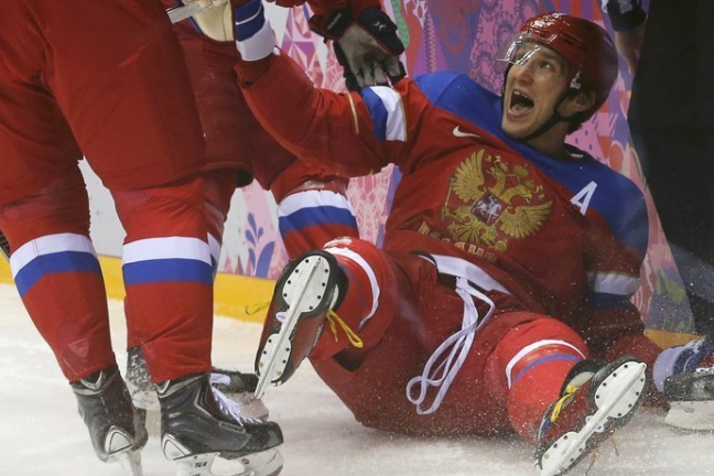 Сборная России по хоккею стартует с уверенной победы