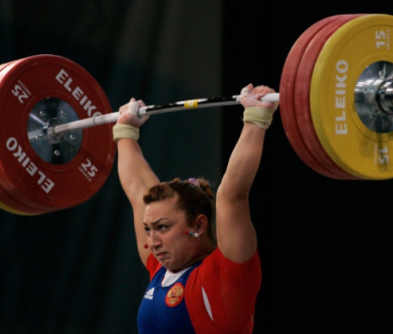 Евстюхина стала чемпионкой Европы по тяжелой атлетике