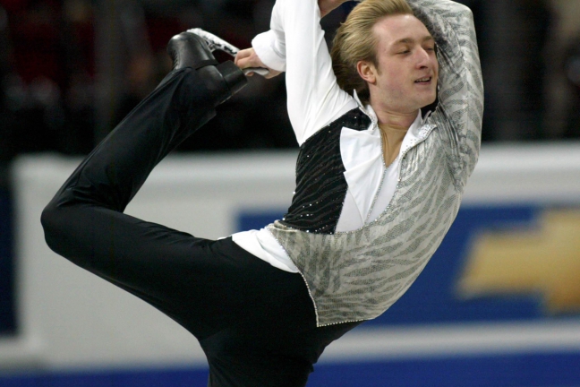 Плющенко  не смог принять участие в одиночных соревнованиях из-за травмы
