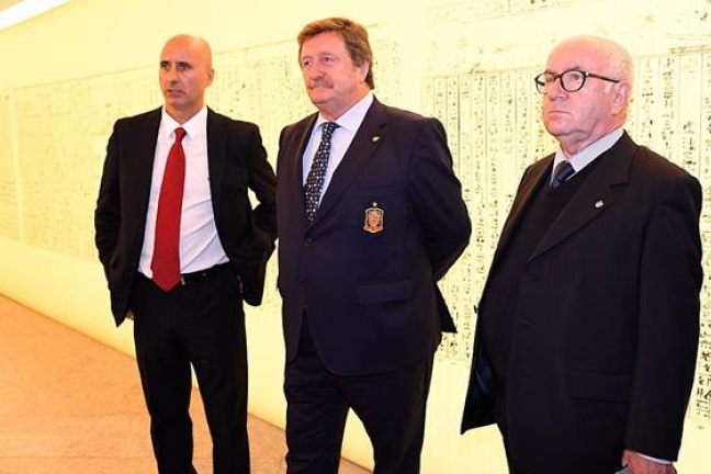 В Федерации футбола Испании временно назначили президента
