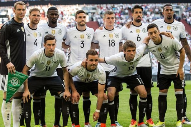 Германия и Франция отпраздновали победы в товарищеских матчах
