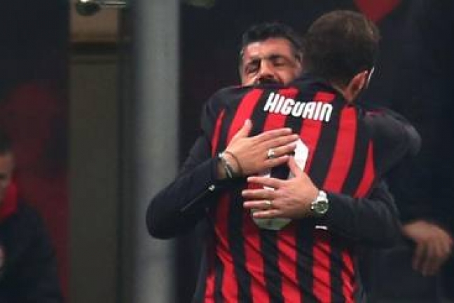 'Милан' наконец-то победил в Серии А
