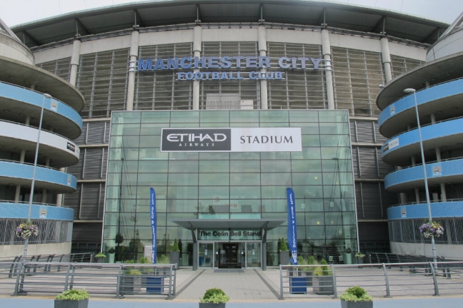 УЕФА ослабил санкции, наложенные на 'Манчестер Сити' и 'ПСЖ'