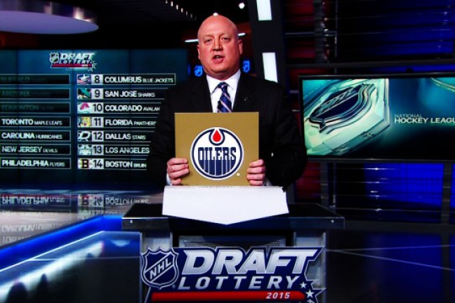 'Эдмонтон' выиграл драфт-лотерею НХЛ 2015