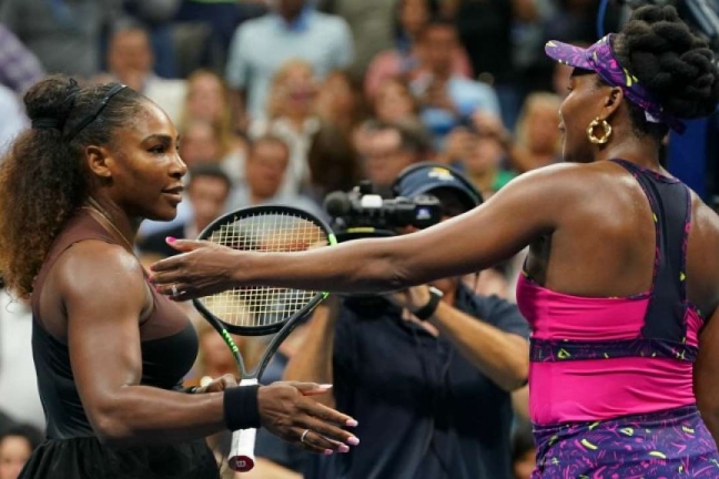Серена Уильямс победила свою сестру Винус в третьем круге US Open