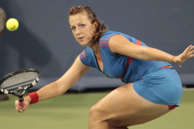 Павлюченкова выиграла у Саснович и вышла во второй круг турнира в Токио