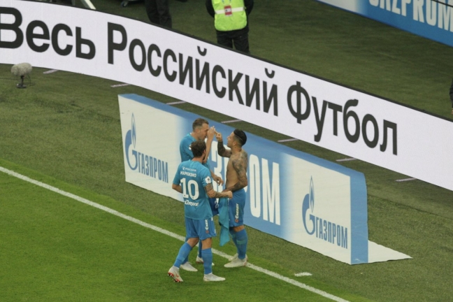 'Зенит' и 'Локомотив' забили 8 голов на двоих