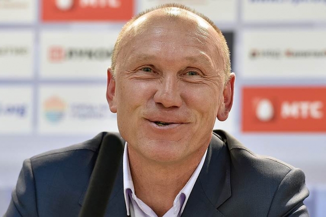 Родионов заявил, что 'Спартак' продлит контракт с Ломовицким