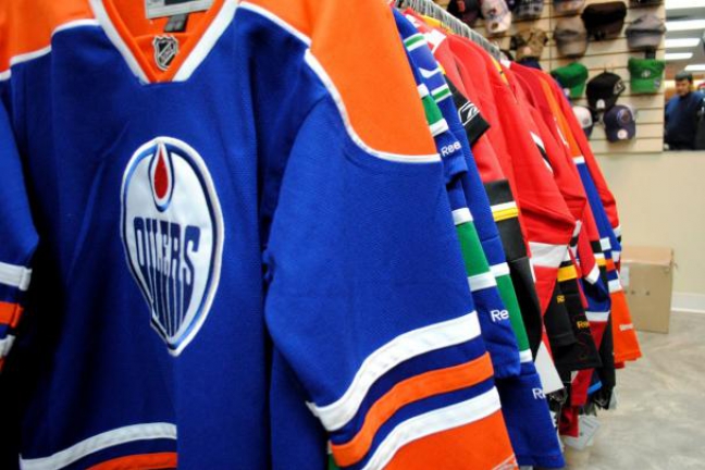 НХЛ опубликовала информацию о самых продаваемых свитерах игроков лиги